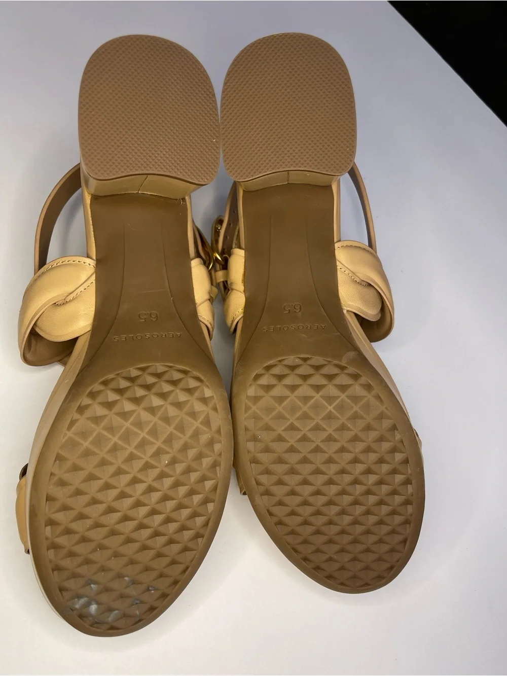 AEROSOLES studio women